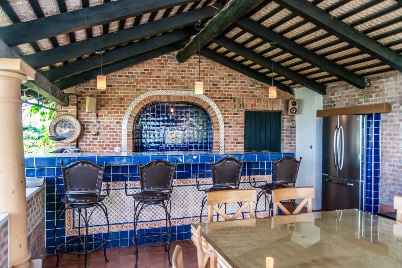 Casa Galeana- Tropical 1-Bd 1-Wc Mountain Top Luxury Suite With Stunning Views Ajijic Ngoại thất bức ảnh
