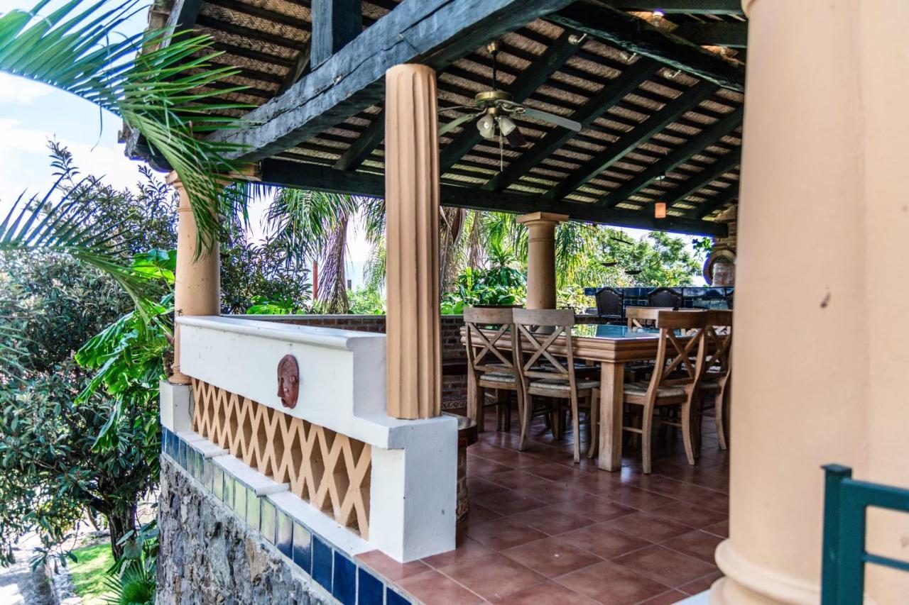 Casa Galeana- Tropical 1-Bd 1-Wc Mountain Top Luxury Suite With Stunning Views Ajijic Ngoại thất bức ảnh